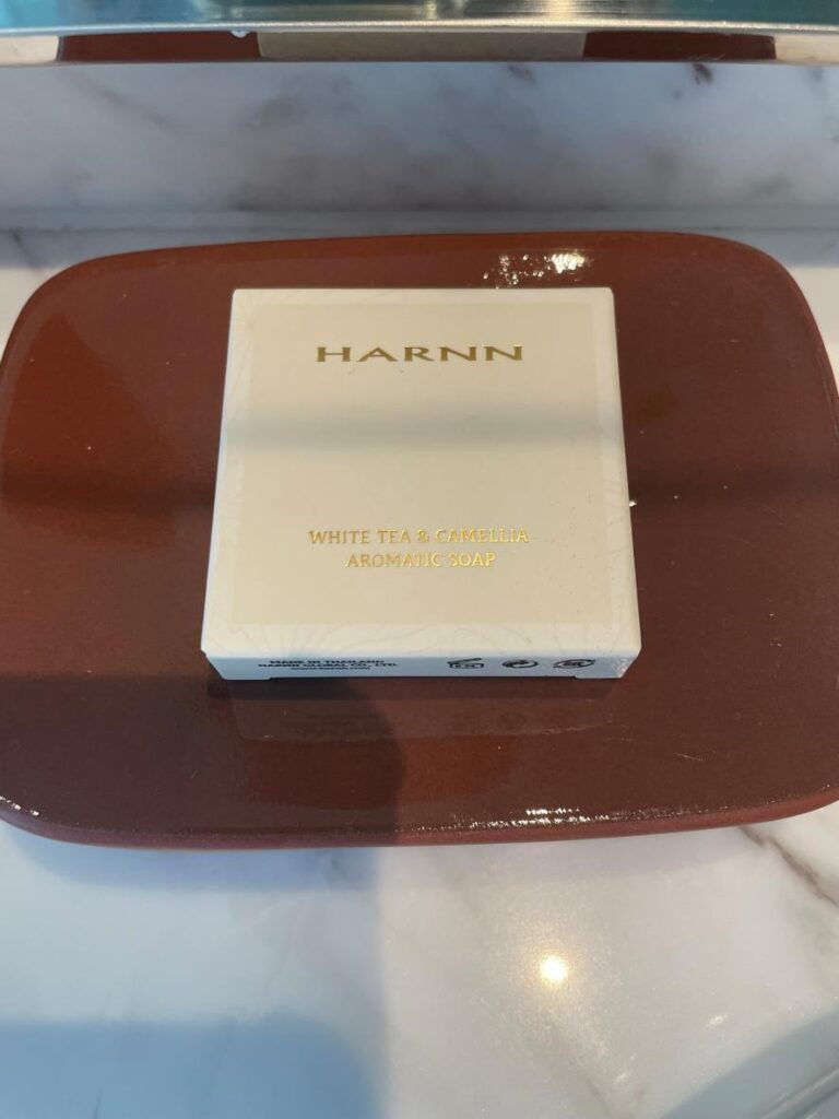 Kimpton Maa laiの石鹸　Harnn