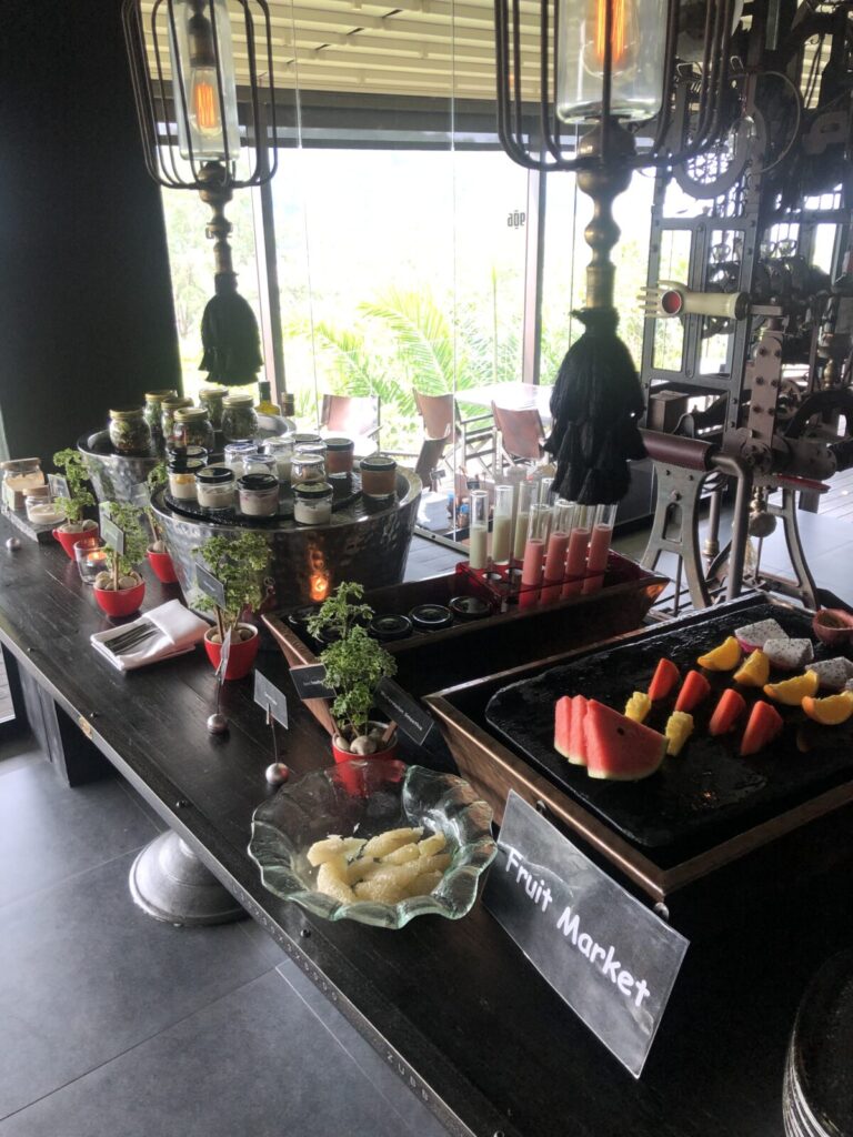 Anantara Layan Phuket Resort 朝食