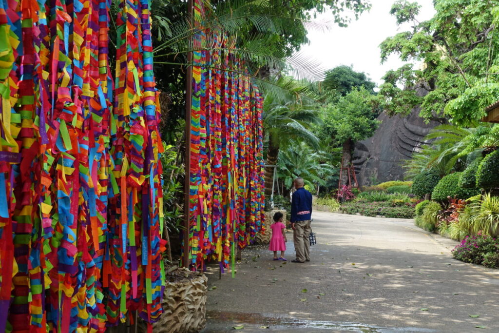 Wat Tham Pha Dean