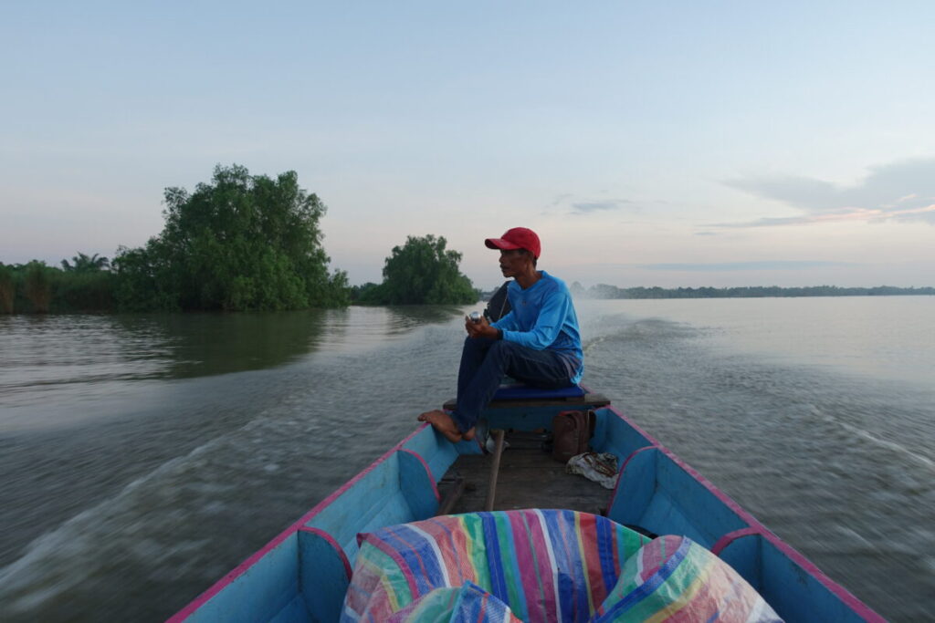 Thale Noi　ボートの運転手