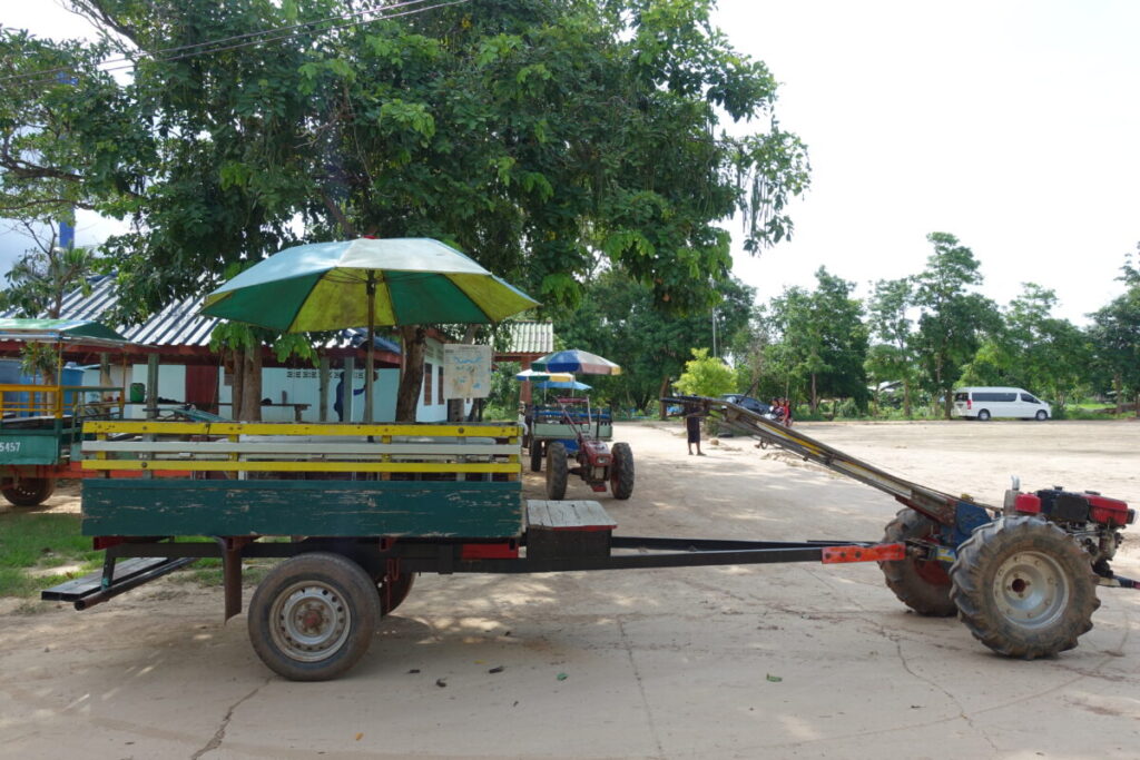 Lalu　駐車場