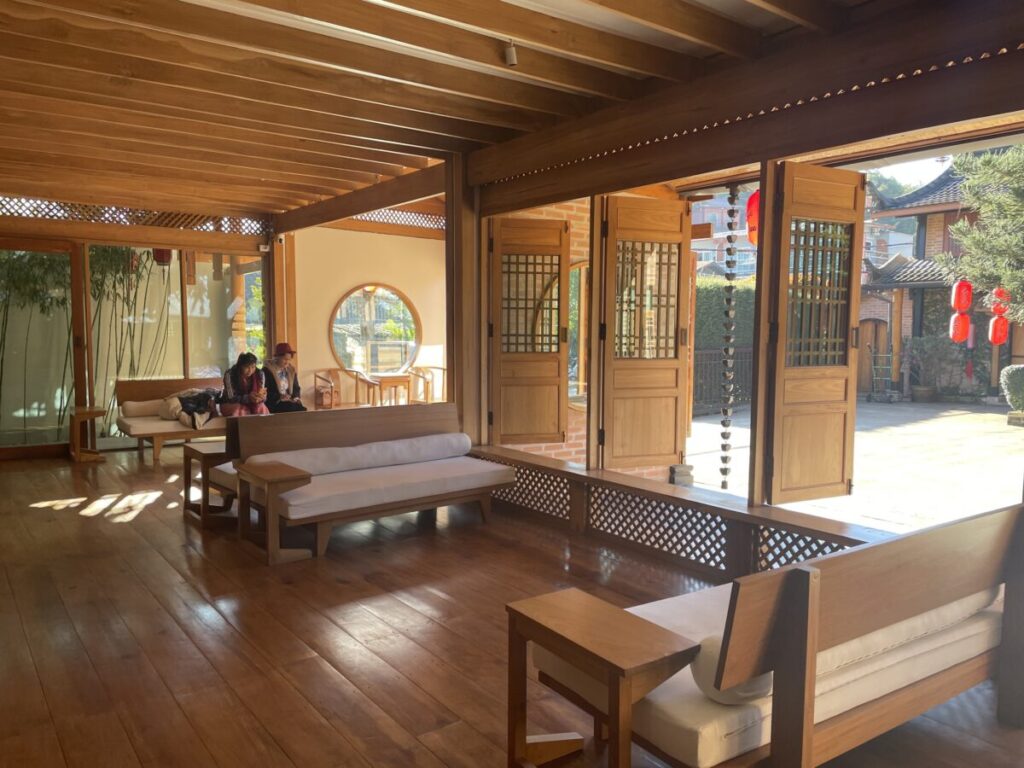 Lee Wine Rukthai Resort