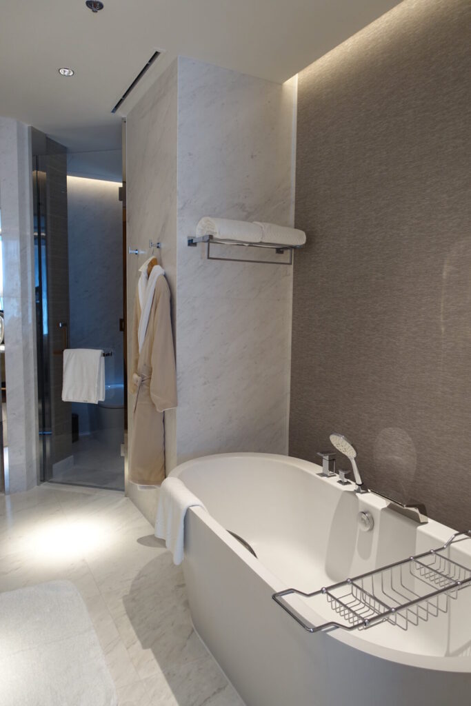 The Ritz-Carlton Bangkok Deluxe