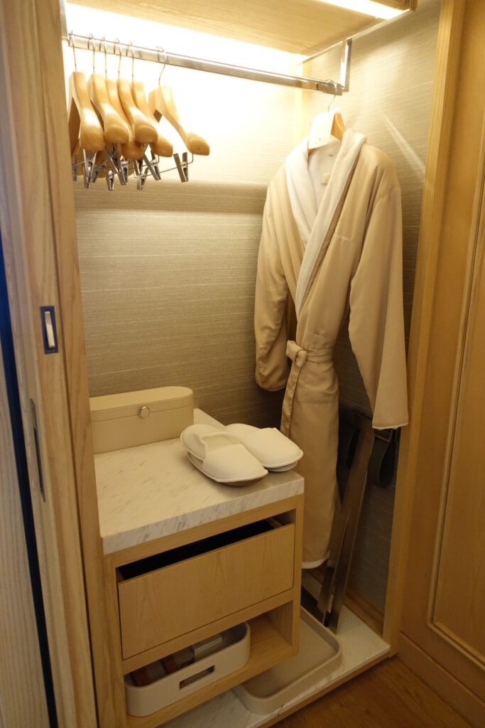 The Ritz-Carlton Bangkok Deluxe
