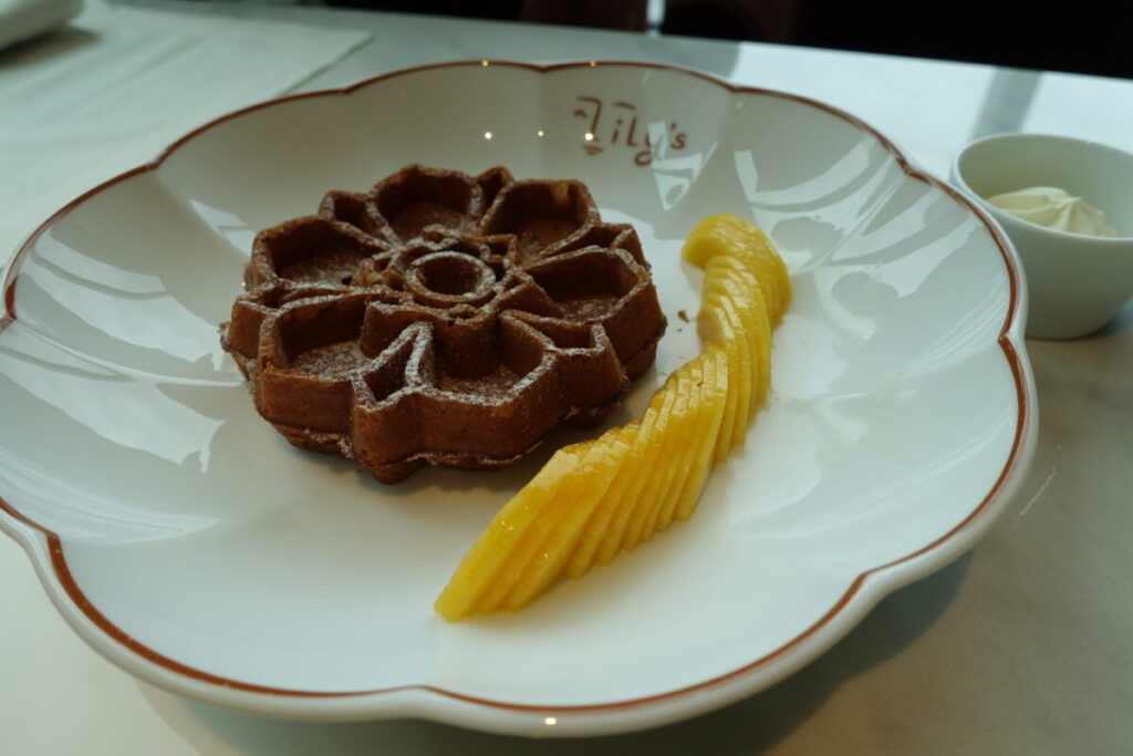 The Ritz-Carlton Bangkok Lily's